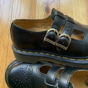 Dr. Martens Mary Janes 6 -- Quick Sell